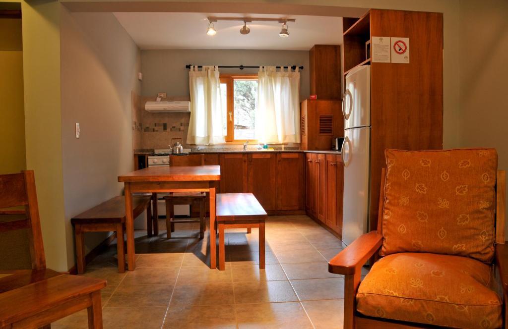 Apart Hotel Del Tilo San Martín de los Andes Værelse billede